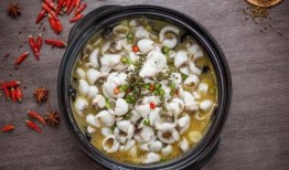 董小姐酸菜鱼爆料视频,揭秘网红美食背后的故事